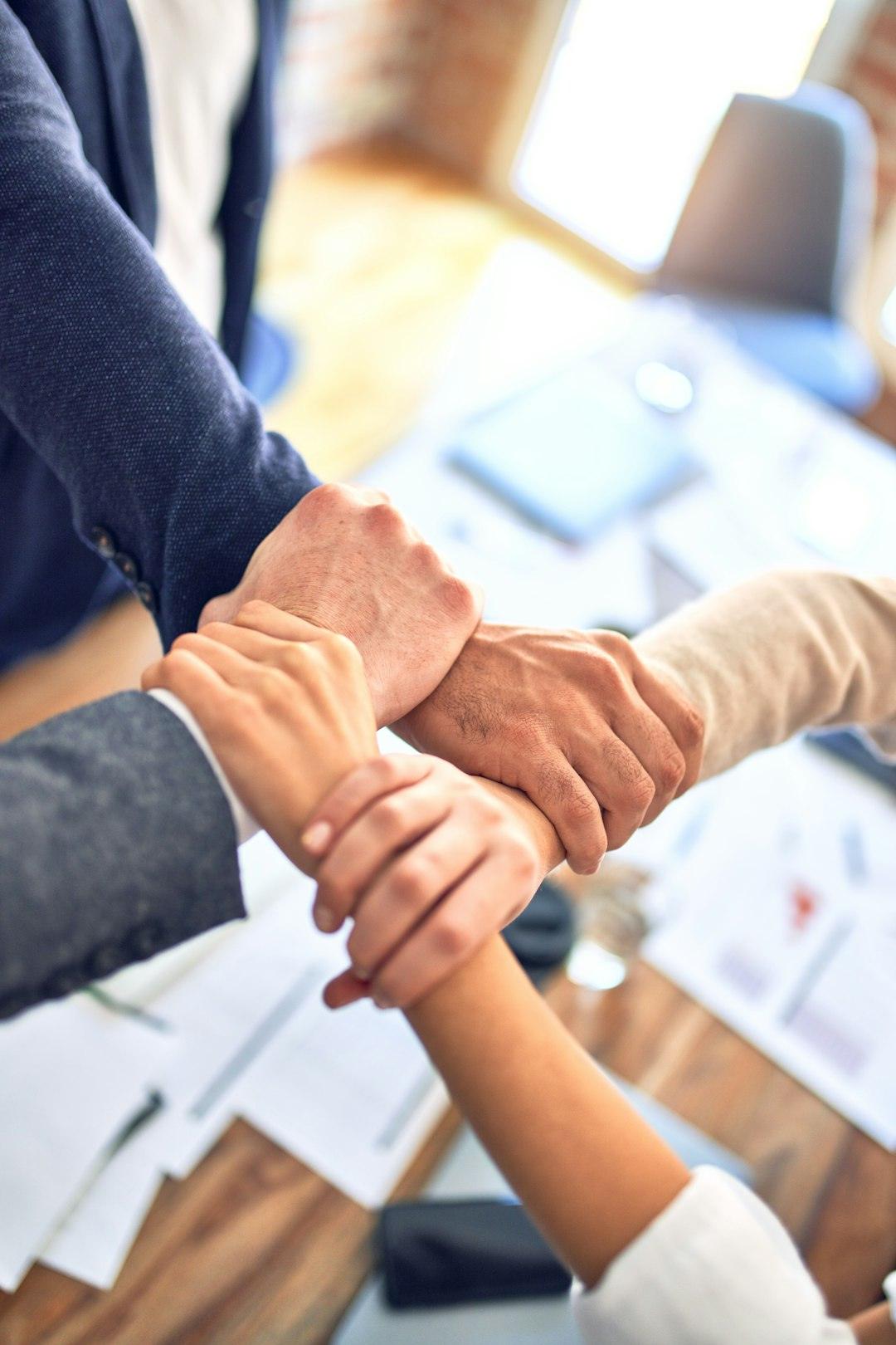 Maximera Ditt Vinnande Lag: Effektiva Teamstrategier i Kooperativa Brädspel