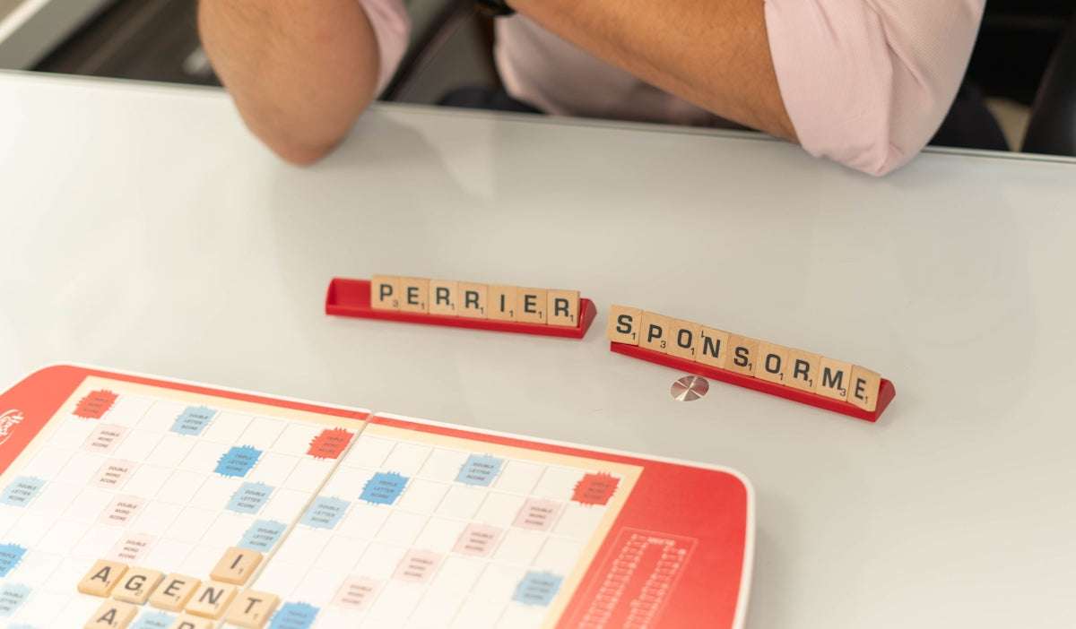 Fördelarna Med Chessex Flexibelt Tärningsmugg i Brunt För Alla Speläventyr