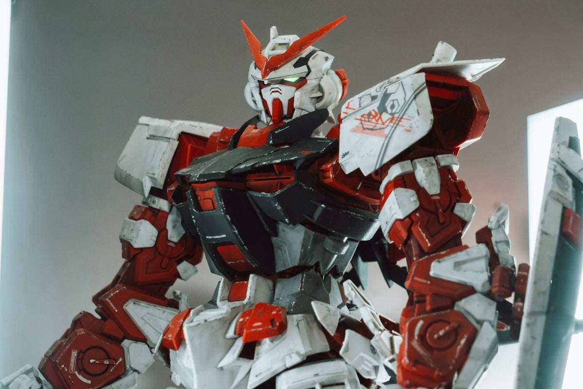 Kulturell påverkan av Gundam i västerländska och östliga samhällen