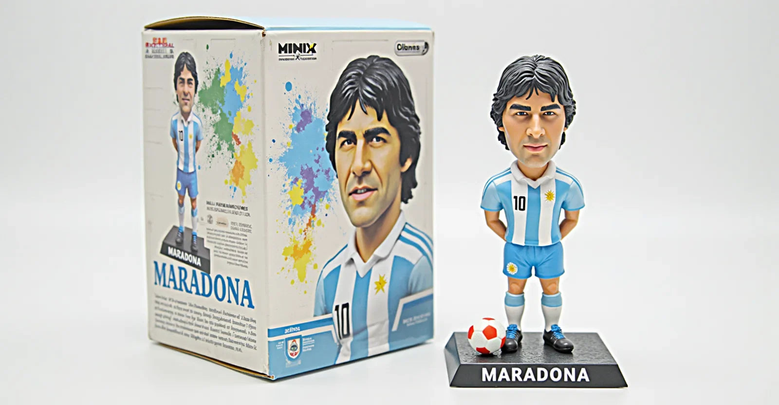 Minix Maradona – hylla en fotbollslegend i miniformat