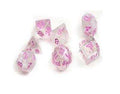 Sirius Dice - Tärningsset - Vit moln med rosa bläck Sirius Dice