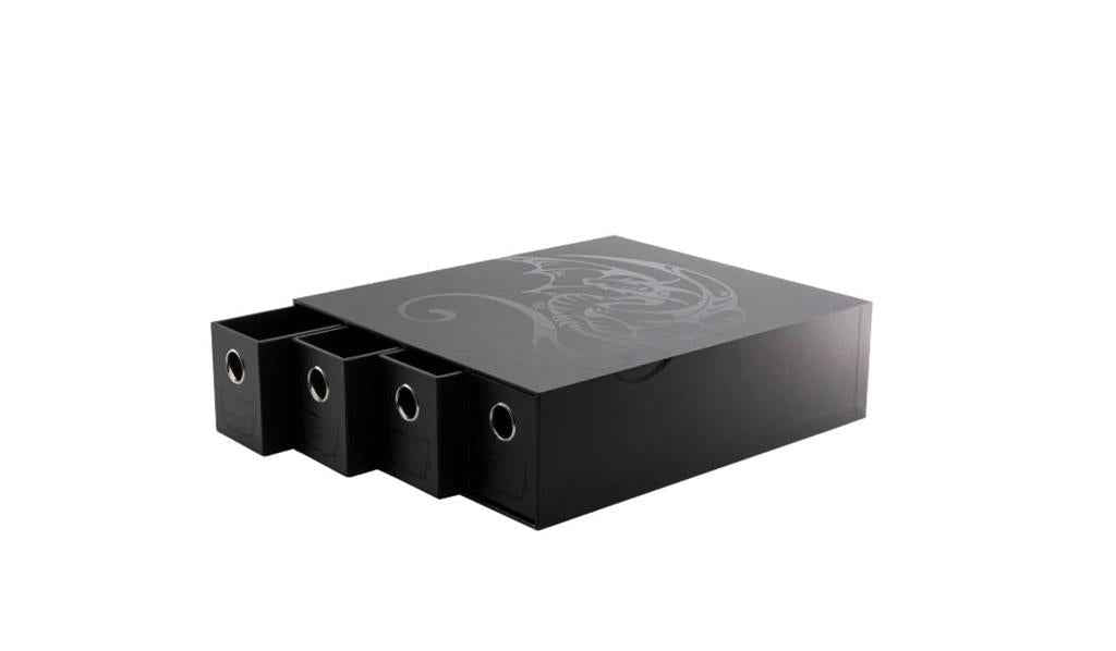 Dragon Shield Fortress – Horisontell – 4 fack – Svart