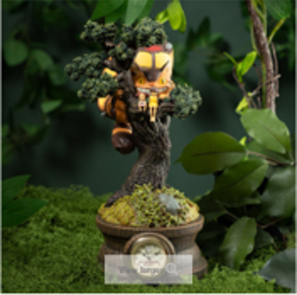 My Neighbor Totoro - diorama-bordsklocka med Mei, Satsuki & Chatbus i pinjeträdet