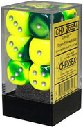 Chessex Gemini 16mm d6 med pips Tärningsblock (12 tärningar) - Grön-Gul med silver Chessex
