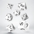 Klassisk RPG Tärningsset i Vitt & Svart (7 Stycken) Q-Workshop