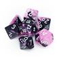 Chessex Gemini Polyhedral 7-Die Set - Svart-Rosa med Vit Chessex
