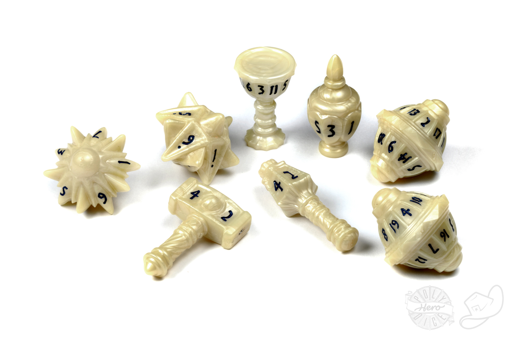 PolyHero Cleric 8 Tärningsset Celestial Ivory Tabletop Tycoon