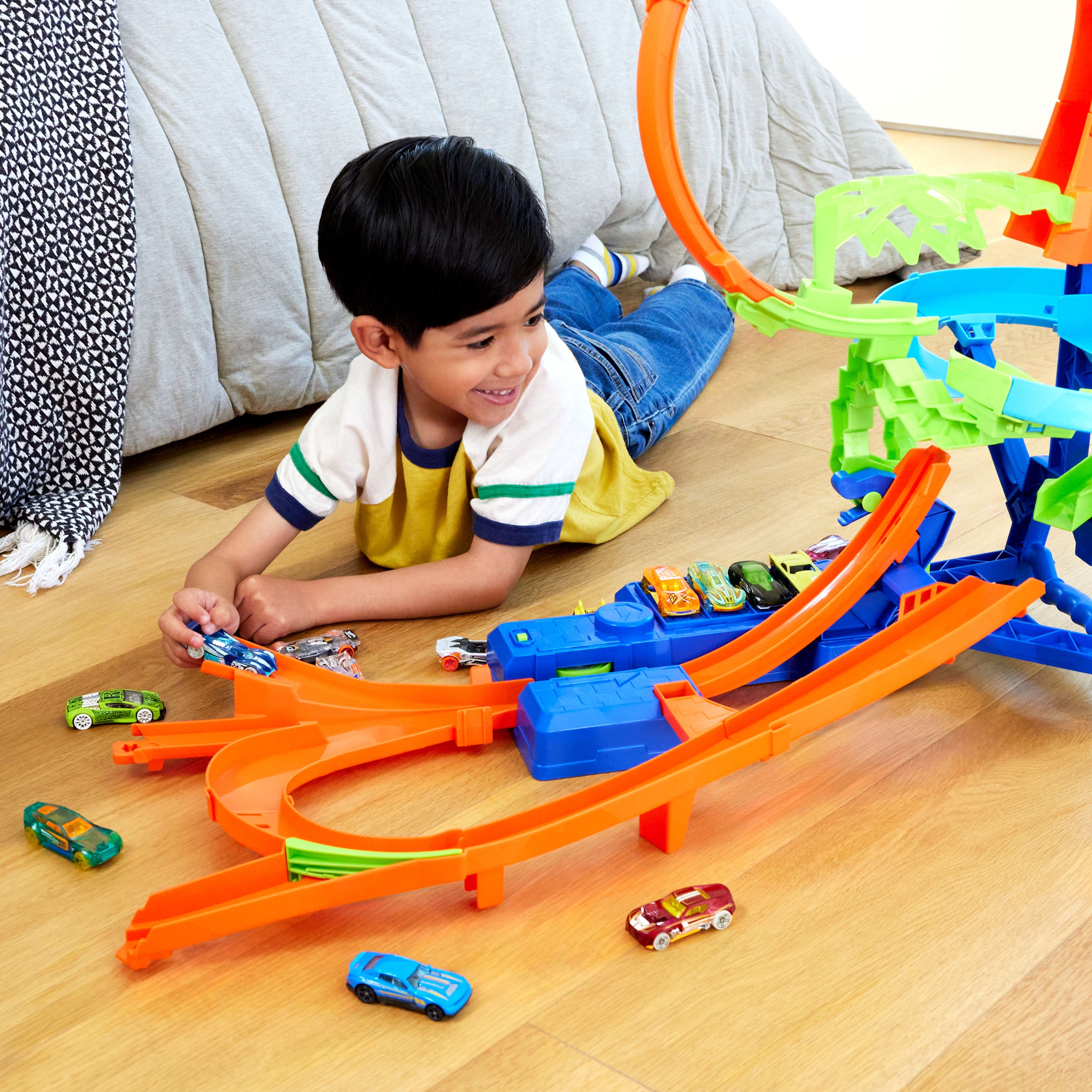 Hot Wheels - Stunt Tracks - Mid-Air Crash Playset