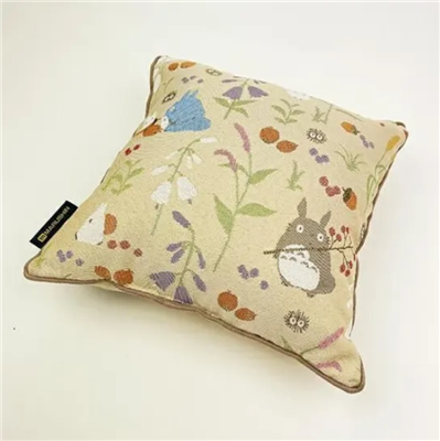 My Neighbor Totoro - Cushion (30x30 cm) - Totoro Autumn Moment