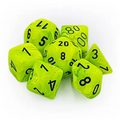 Chessex Vortex 7-Tärningsset - Klargul med Svart Chessex